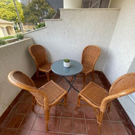 Amazing Apartment For Families Up To 6 Persons Benalmádena Exteriör bild