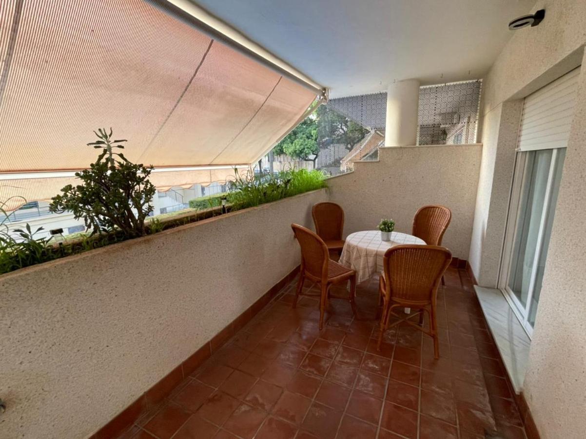 Amazing Apartment For Families Up To 6 Persons Benalmádena Exteriör bild