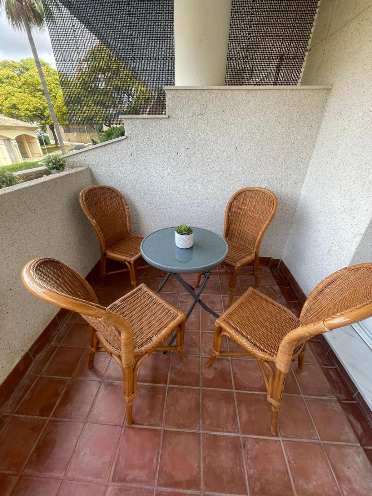 Amazing Apartment For Families Up To 6 Persons Benalmádena Exteriör bild
